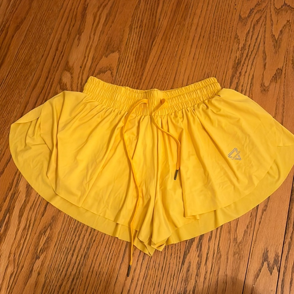 cute flowey shorts